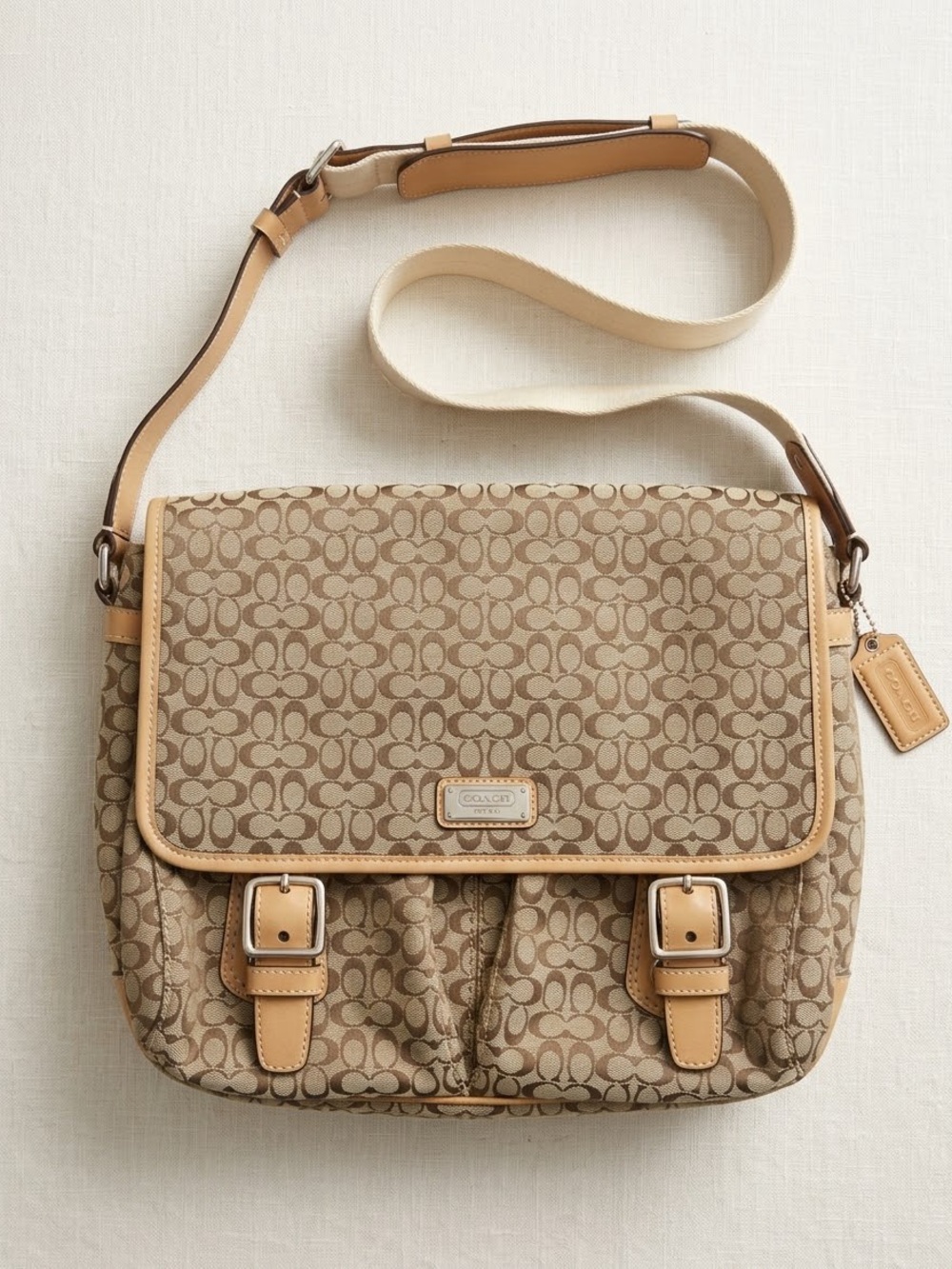 VINTAGE UNISEX Coach Signature Jacquard Messenger Bag Khaki/Tan F70283 EXCELLENT